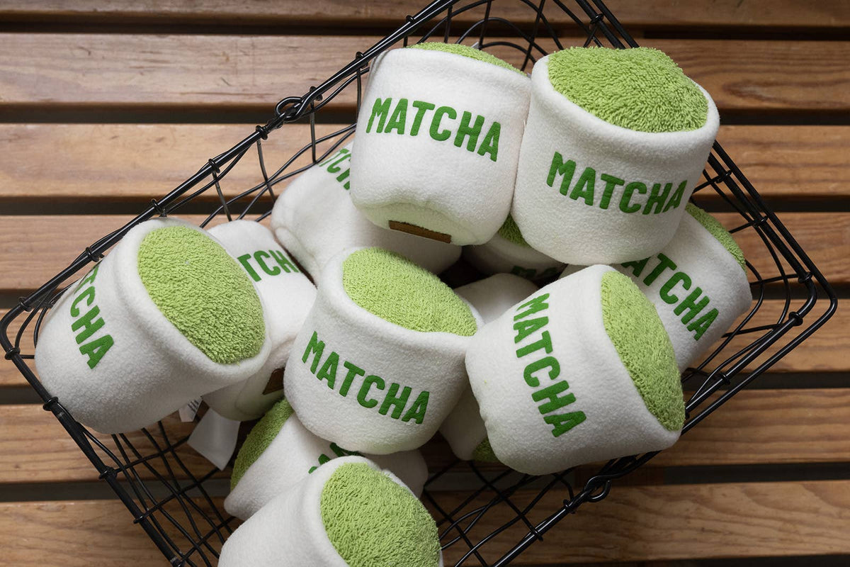 Plüsch-Matcha-Tasse für Hunde handgefertigt