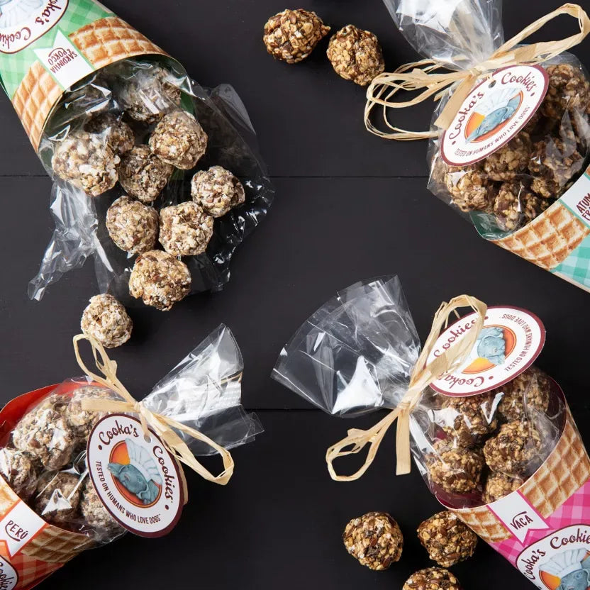 Chicken & Tuna Kisses Hundesnack mit Verpackung und Snackkugeln